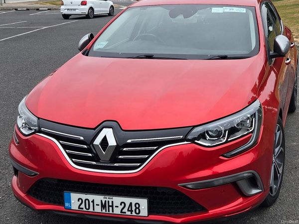 Renault Megane Hatchback, Diesel, 2020, Red