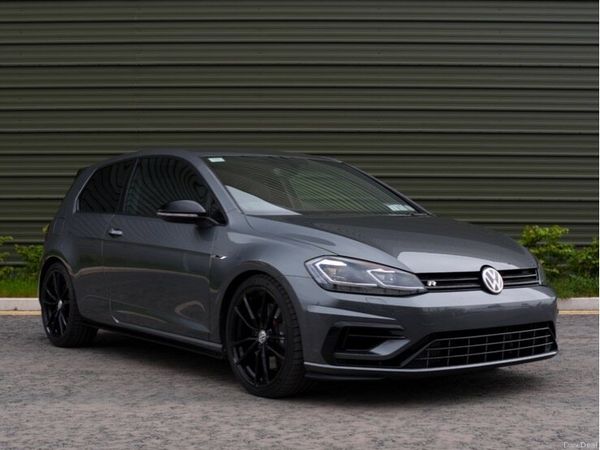 Volkswagen Golf Hatchback, Petrol, 2017, Grey
