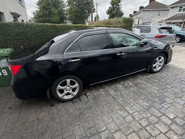 Toyota Camry Saloon, Petrol Hybrid, 2014, Black