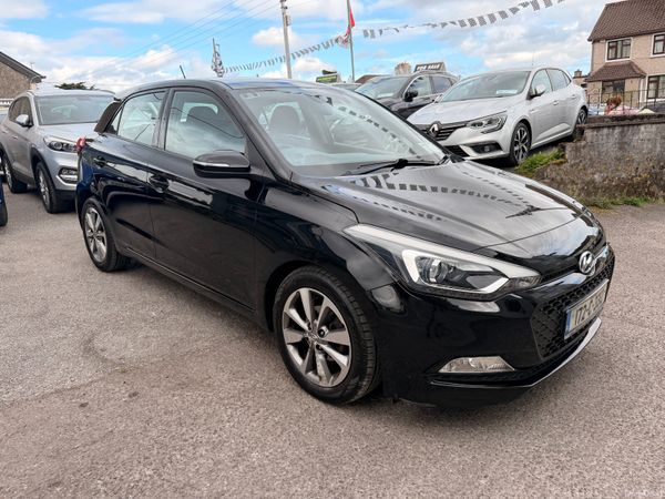 Hyundai i20 Hatchback, Petrol, 2017, Black