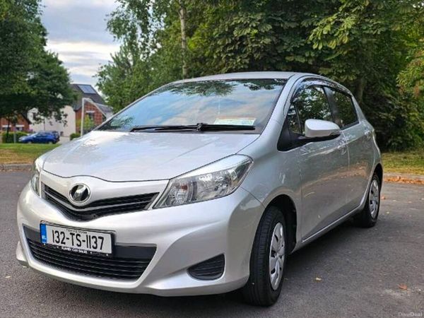 Toyota Vitz Hatchback, Petrol, 2013, Silver