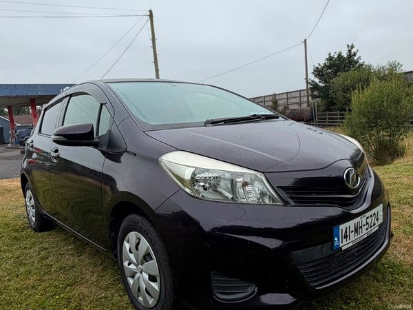 Toyota Vitz Hatchback, Petrol, 2014, Purple