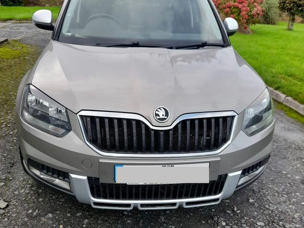 Skoda Yeti SUV, Diesel, 2016, Beige