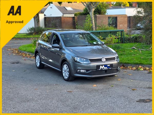 Volkswagen Polo Hatchback, Petrol, 2015, Grey