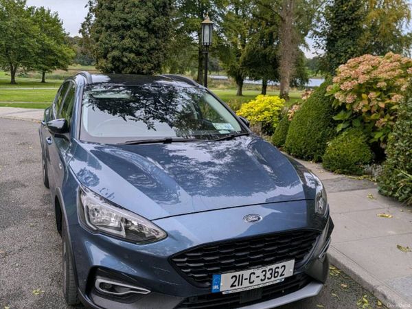 Ford Focus Hatchback, Petrol Hybrid, 2021, Blue
