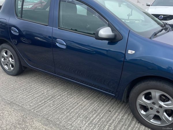 Dacia Sandero Hatchback, Diesel, 2015, Blue