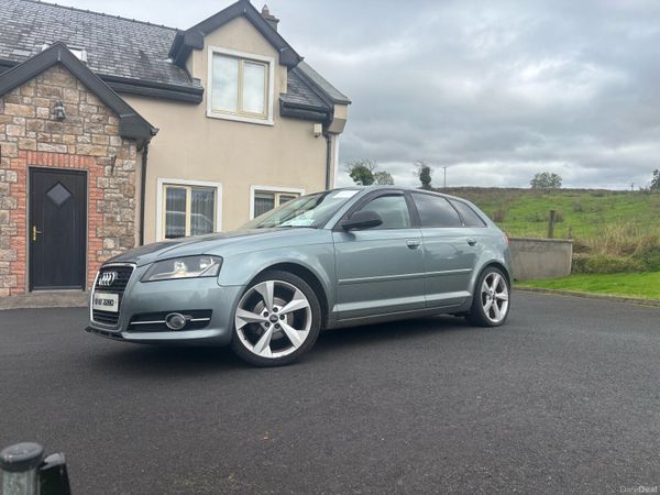 Audi A3 Hatchback, Diesel, 2013, Grey