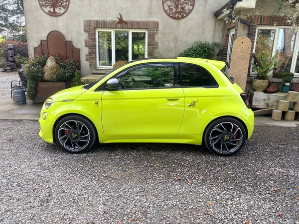 Abarth 500 Hatchback, Electric, 2023, Green