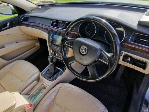 Skoda Superb Saloon, Diesel, 2013, Beige
