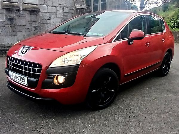 Peugeot 3008 MPV, Diesel, 2011, Red