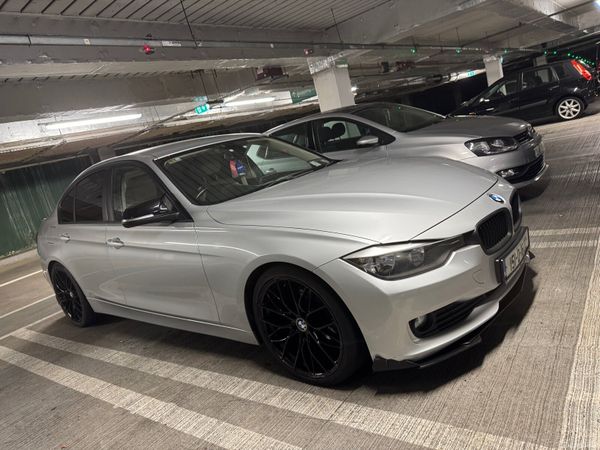 BMW 3-Series Saloon, Diesel, 2015, Silver