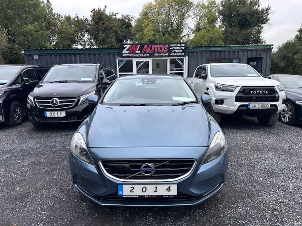 Volvo V40 Hatchback, Petrol, 2014, Blue