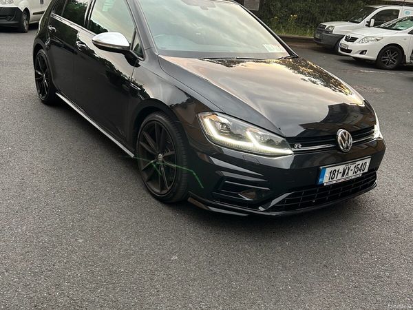 Volkswagen Golf Estate, Petrol, 2018, Black