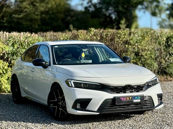 Honda Civic Hatchback, Petrol Hybrid, 2024, White