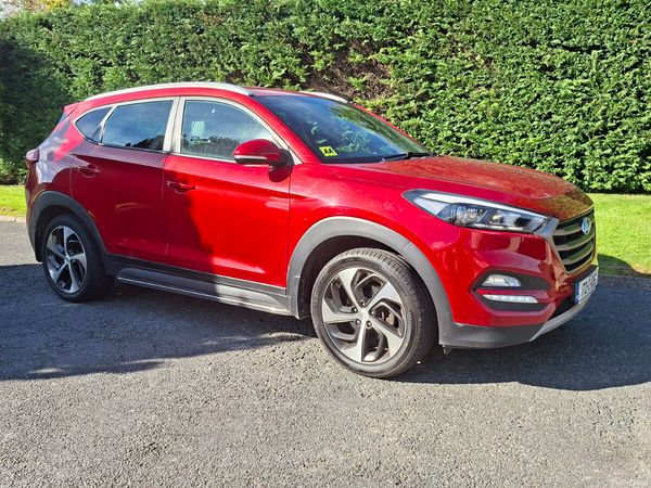 Hyundai Tucson SUV, Diesel, 2017, Red