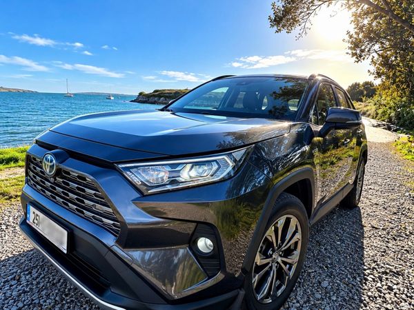 Toyota RAV4 SUV, Petrol Hybrid, 2025, Grey