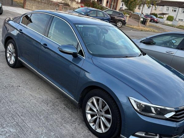 Volkswagen Passat Saloon, Diesel, 2015, Blue
