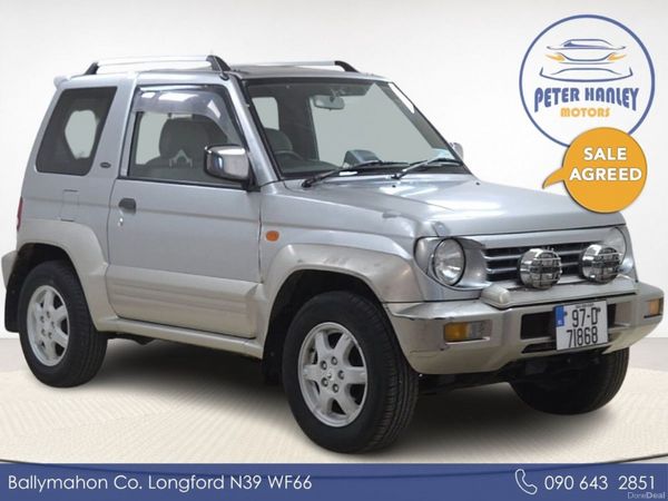 Mitsubishi Pajero SUV, Petrol, 1997, Silver