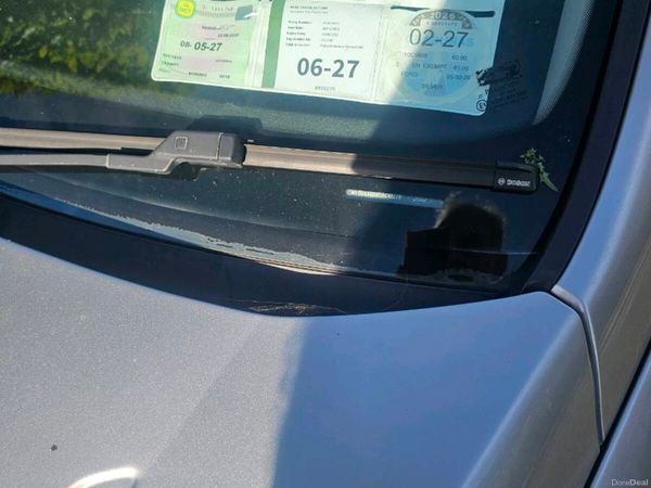 Ford Mondeo Saloon, Petrol, 2010, Silver