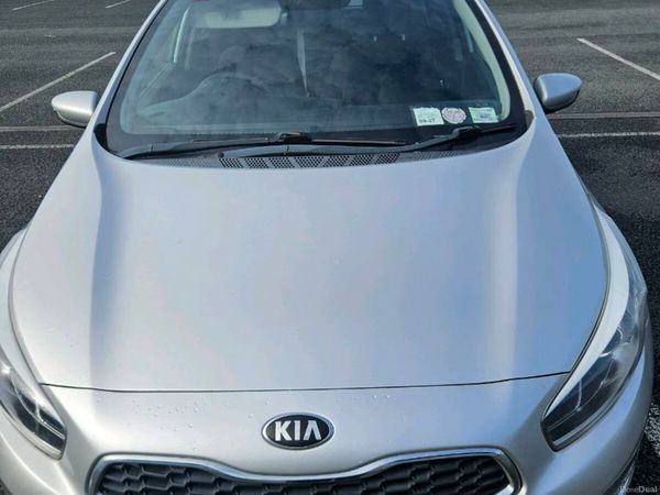 Kia Ceed Hatchback, Diesel, 2012, Silver