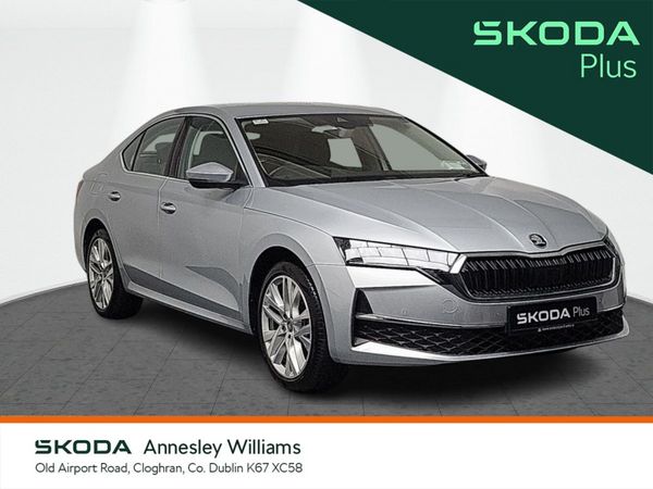 Skoda Octavia Saloon, Petrol, 2025, Grey