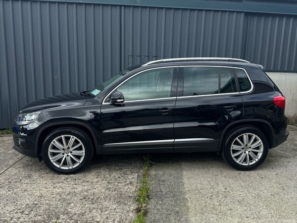 Volkswagen Tiguan SUV, Diesel, 2014, Black