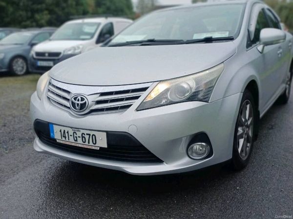 Toyota Avensis Saloon, Diesel, 2014, Silver