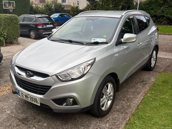 Hyundai ix35 SUV, Diesel, 2012, Silver