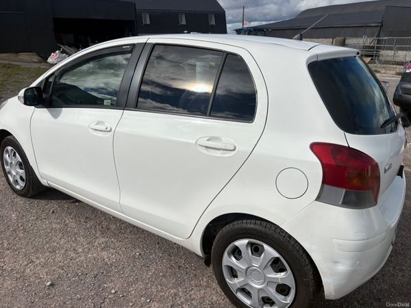 Toyota Vitz Hatchback, Petrol, 2010, White