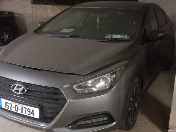Hyundai i40 Saloon, Diesel, 2016, Silver