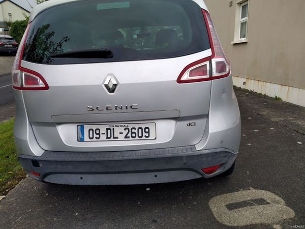 Renault Scenic MPV, Diesel, 2009, Silver