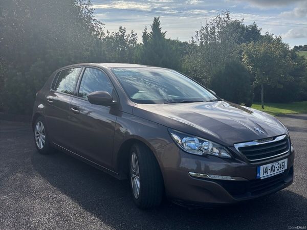 Peugeot 308 Hatchback, Diesel, 2014, Brown
