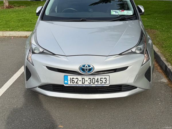 Toyota Prius Hatchback, Petrol Hybrid, 2016, Silver