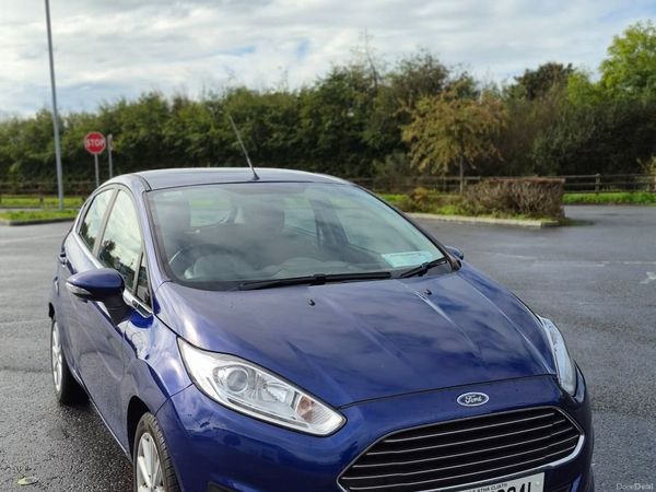 Ford Fiesta Hatchback, Petrol, 2015, Blue