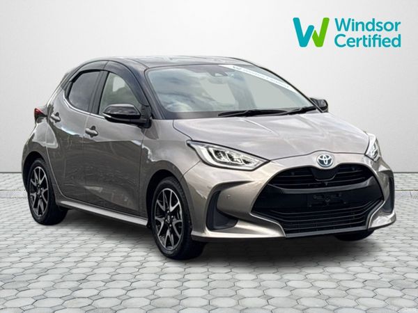Toyota Yaris Hatchback, Petrol Hybrid, 2020, Grey