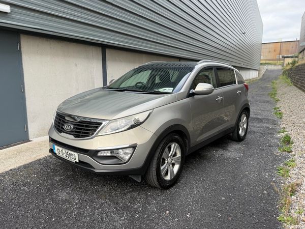 Kia Sportage SUV, Diesel, 2012, Silver