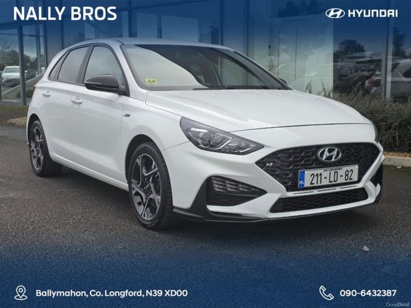 Hyundai i30 Hatchback, Petrol, 2021, White