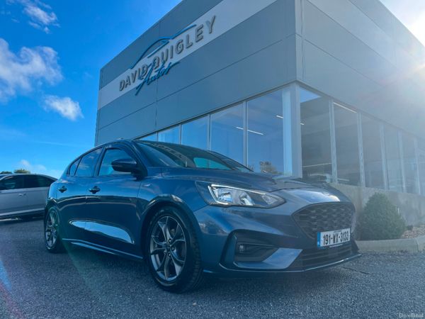Ford Focus Hatchback, Diesel, 2019, Blue