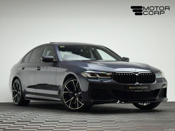 BMW 5-Series Saloon, Petrol Plug-in Hybrid, 2023, Blue