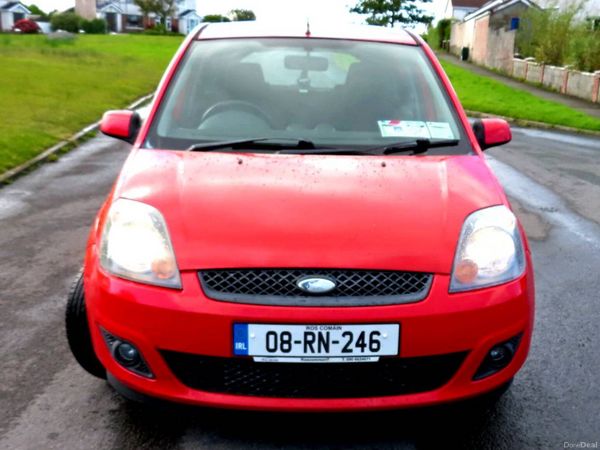 Ford Fiesta Hatchback, Petrol, 2008, Red