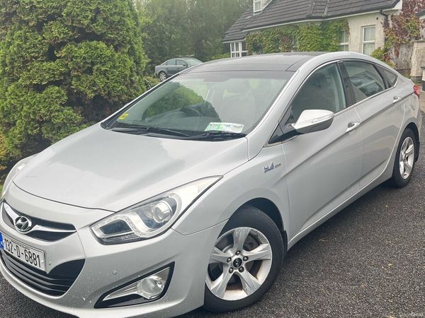 Hyundai i40 Saloon, Diesel, 2013, Silver