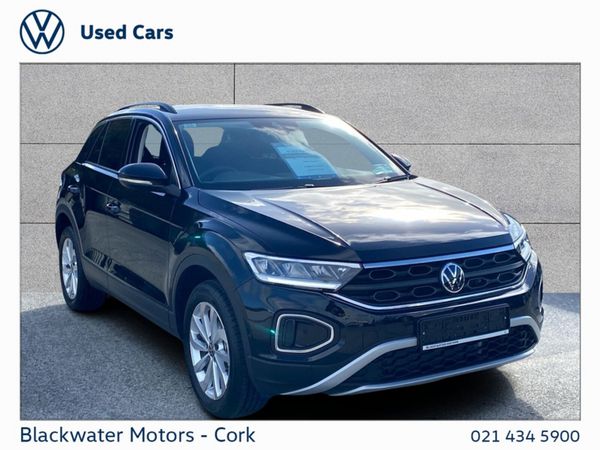 Volkswagen T-Roc SUV, Petrol, 2026, Black
