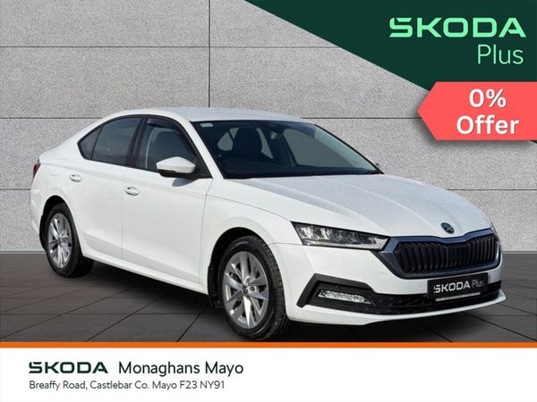 Skoda Octavia Saloon, Diesel, 2024, White