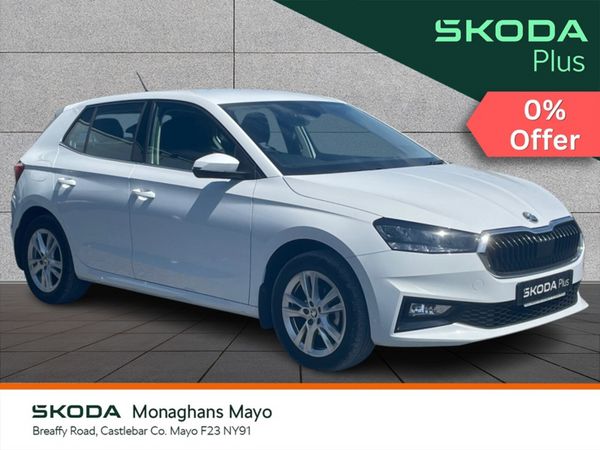 Skoda Fabia Hatchback, Petrol, 2023, White