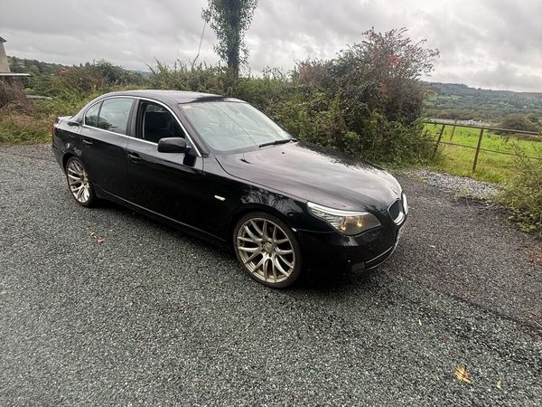 BMW 5-Series Saloon, Diesel, 2009, Black