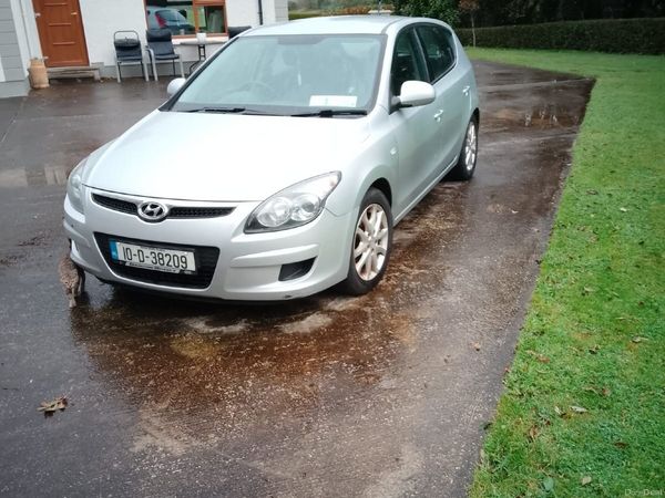 Hyundai i30 Hatchback, Diesel, 2010, Silver