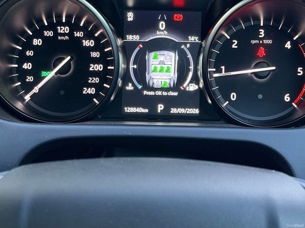 Land Rover Discovery Sport SUV, Diesel, 2018, Grey