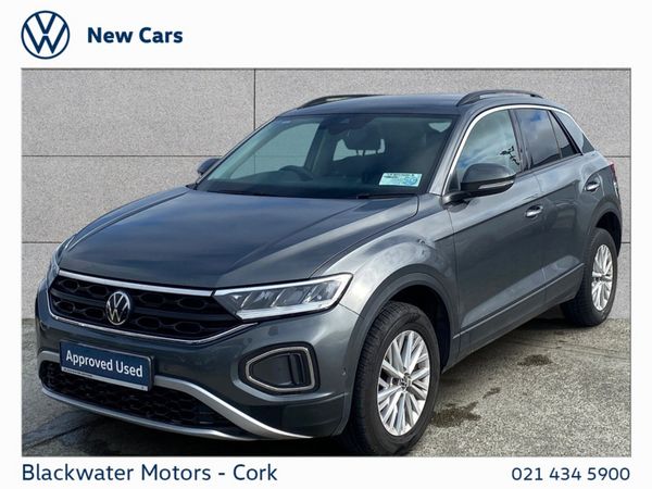 Volkswagen T-Roc SUV, Petrol, 2023, Grey