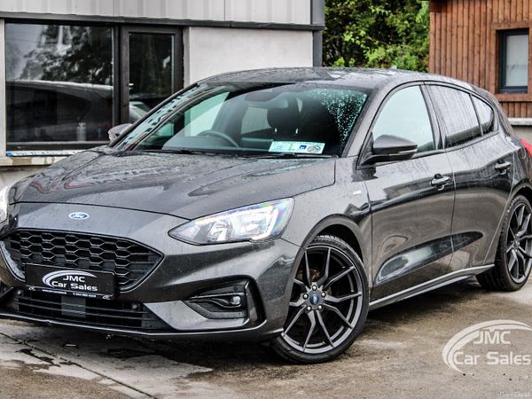 Ford Focus Hatchback, Diesel, 2019, Grey