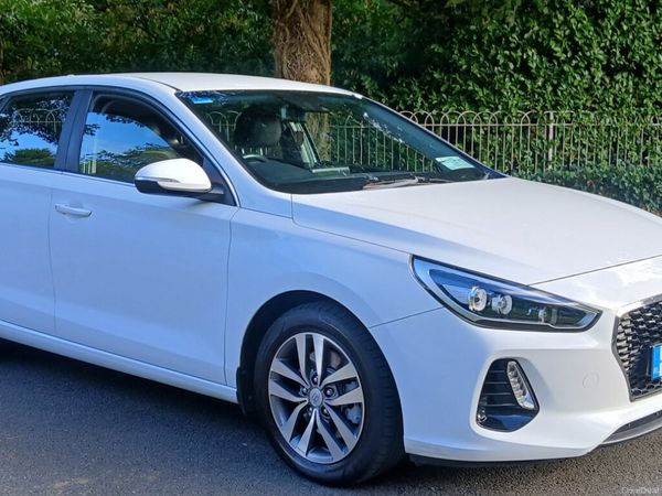 Hyundai i30 Hatchback, Petrol, 2018, White